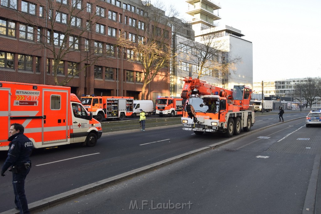 VU PKW Strab Koeln Mitte Pipinenstr Hohestr P011.JPG - Miklos Laubert